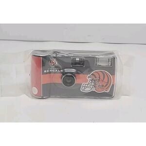 NFL Cincinnati Bengals 35mm Camera w/ Built-In Flash Disposable Fan Collectible